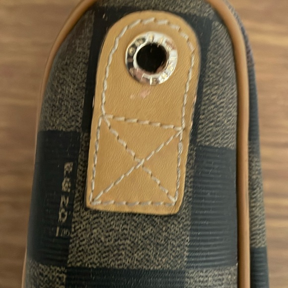 Authentic Vintage Fendi Purse - Picture 9 of 10